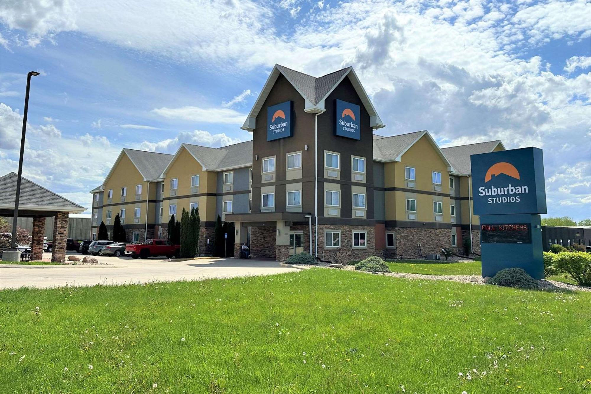 Suburban Studios Cedar Falls Luaran gambar